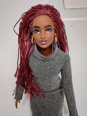 💗 2016 Black African American Barbie Gray Dress In Great Condition